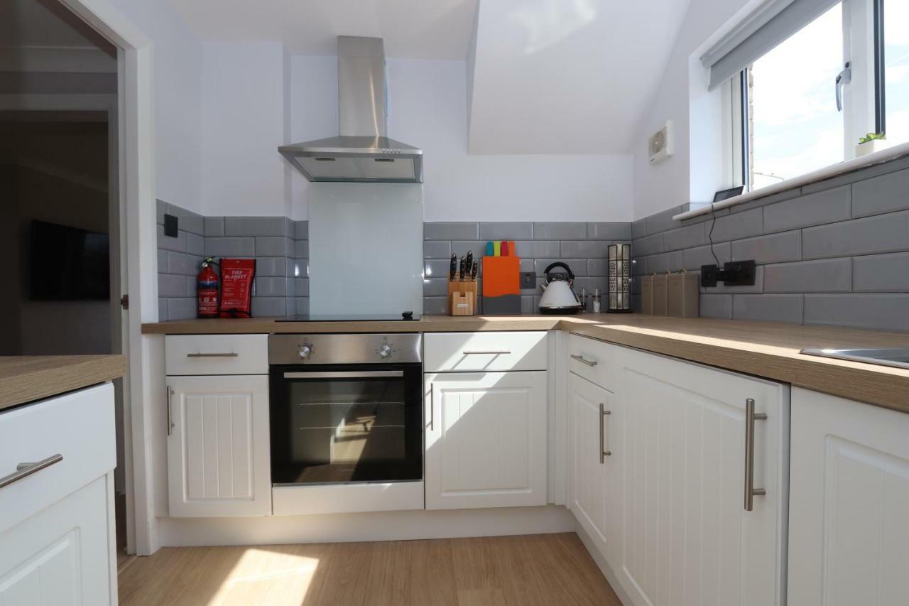 Dunfermline - Luxury 3 Bedroom 2 Bathroom Detached House With Garden Kültér fotó
